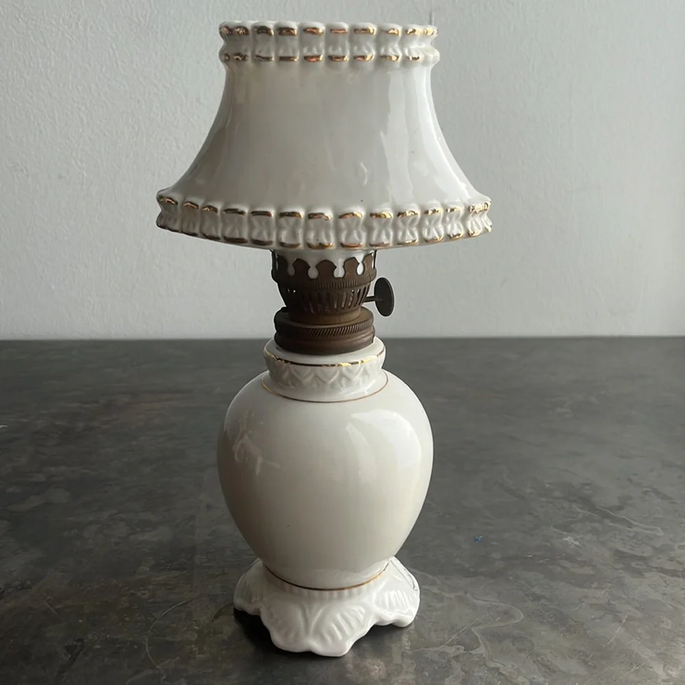 Windmill Oil Lamp ceramic